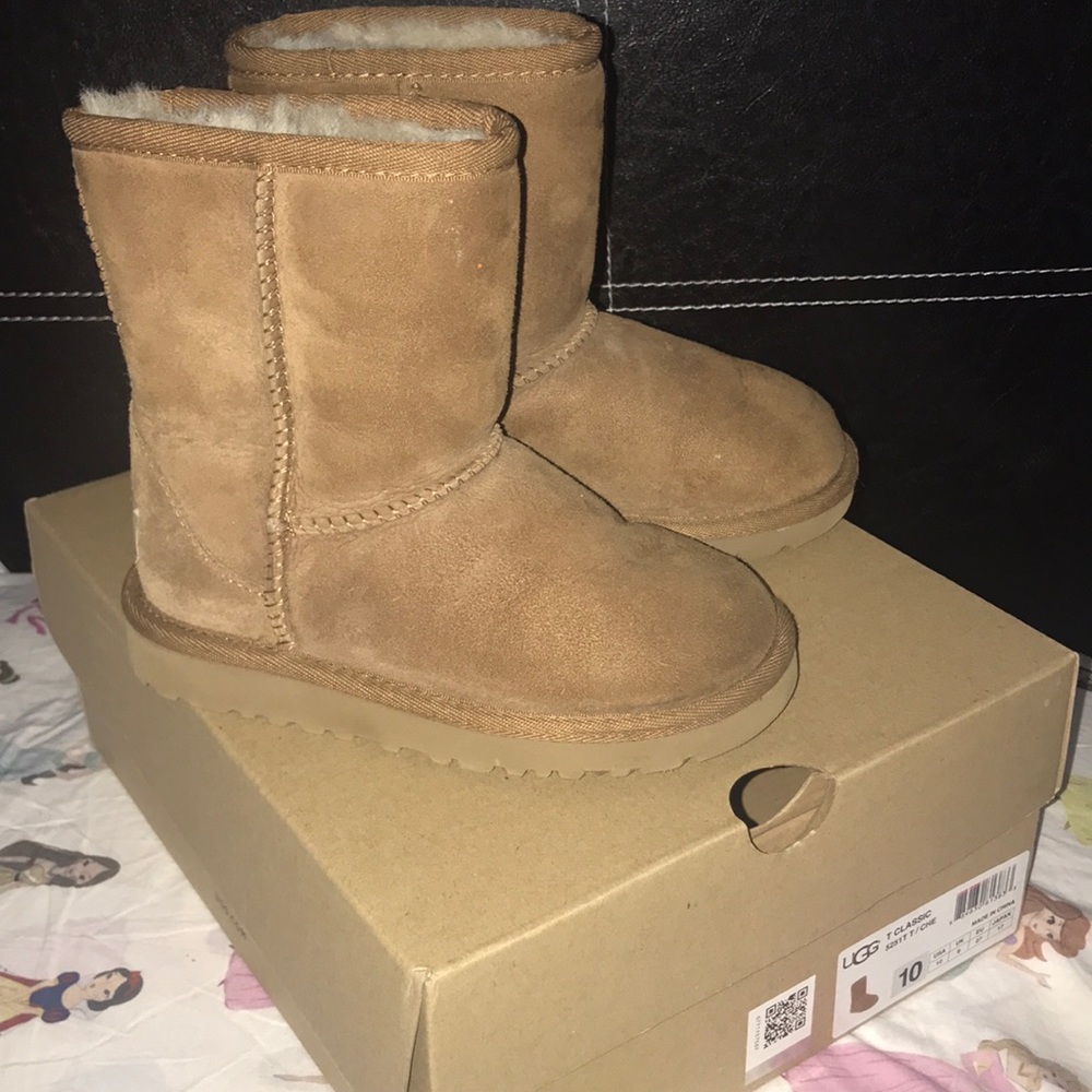 UGG Girls